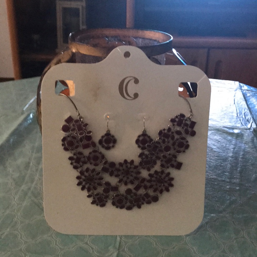 Statement necklace with matching earrings